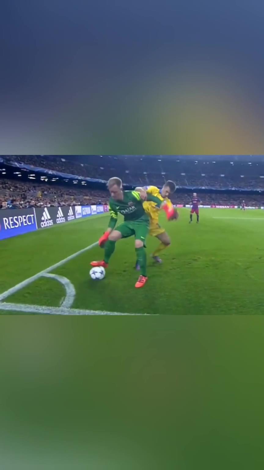 特爾施特根：老子的護(hù)球像亨利！誰來了也不好使！